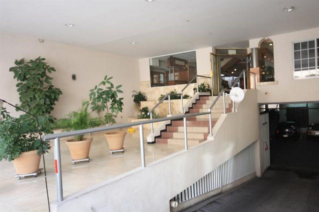 Hotel Mision León Exterior foto